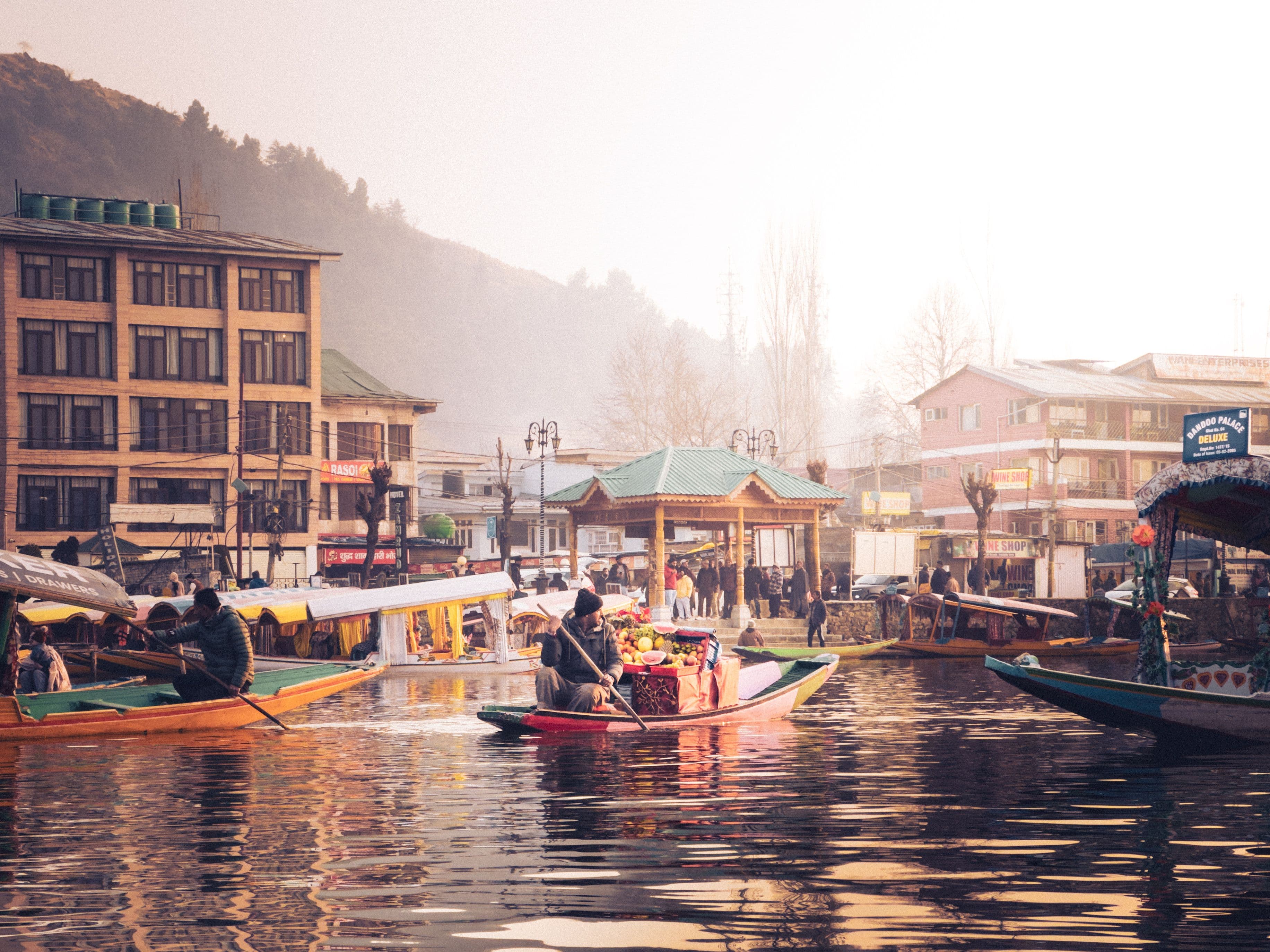 Srinagar, Kashmir - Tourist destination by Zanpaan Kashmir